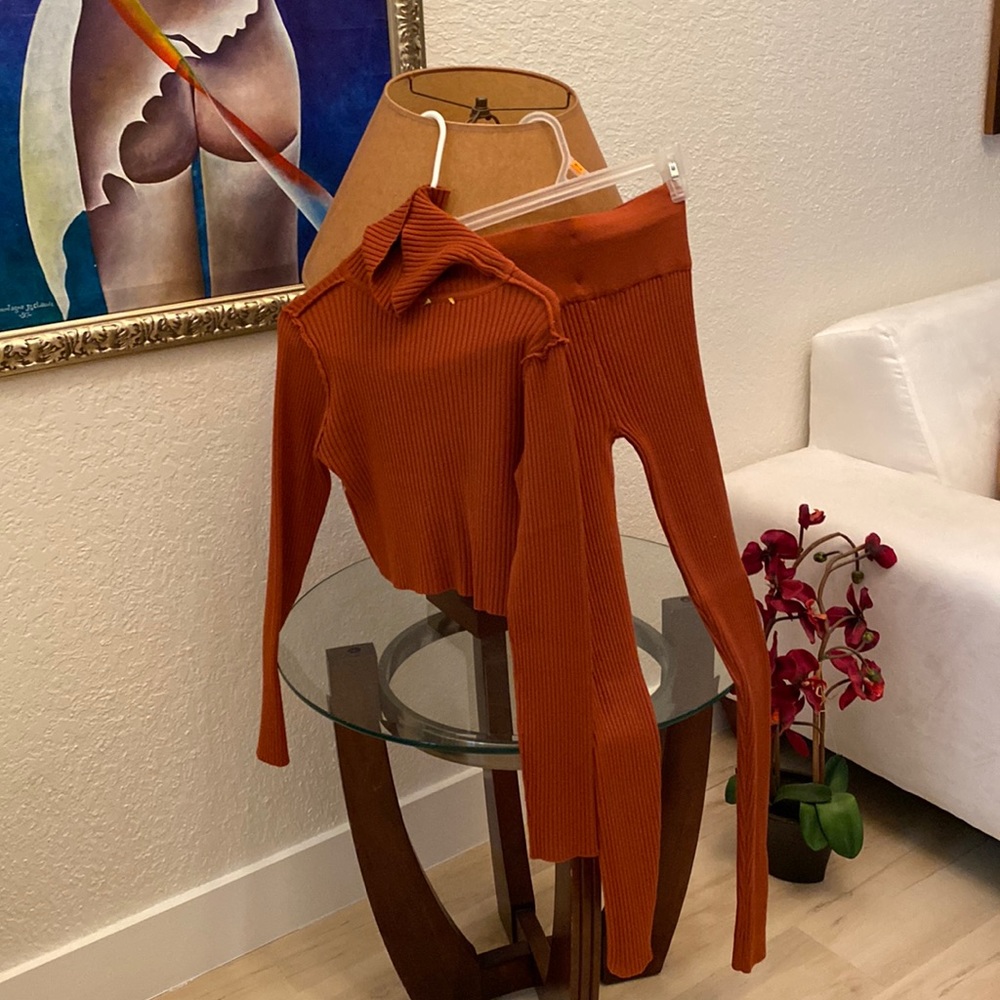 Daisy sweater set turtleneck with pants small orange